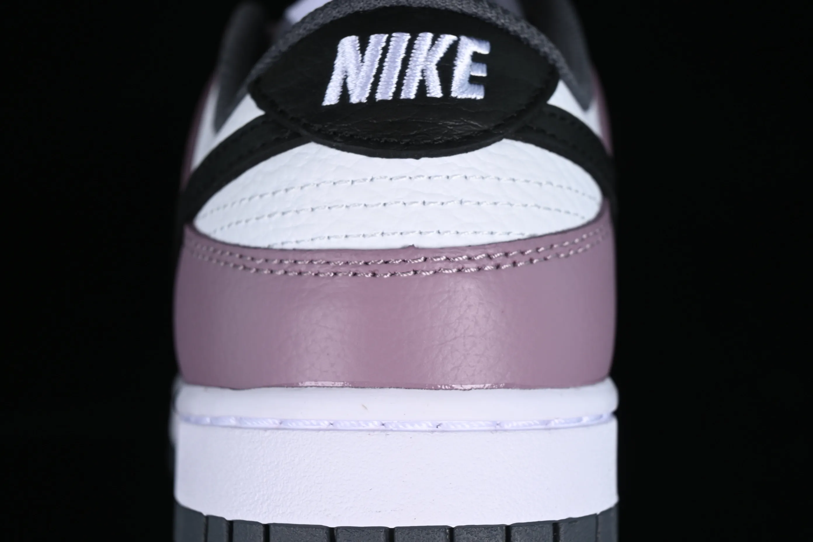 All categories Nk SB Dunk series Nk SB Dunk Low low-top sneakers Z version Nk Dunk Low SP white purple black hook SB low-top sports and leisure sneakers DO7413-991